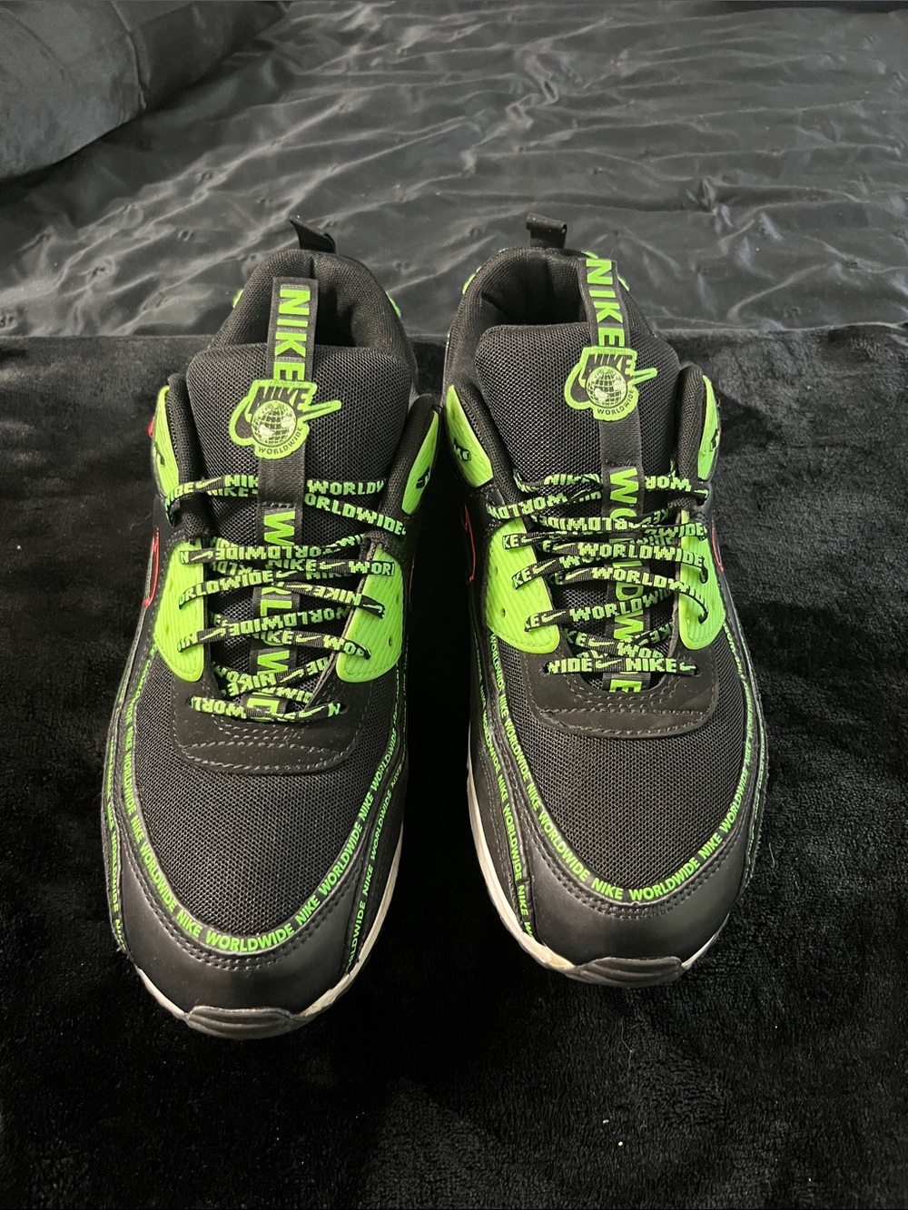Nike Black & Neon Green Worldwide Trainers
